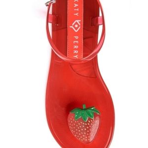 5/30🔮 Katy Perry Strawberry Jeli sandals